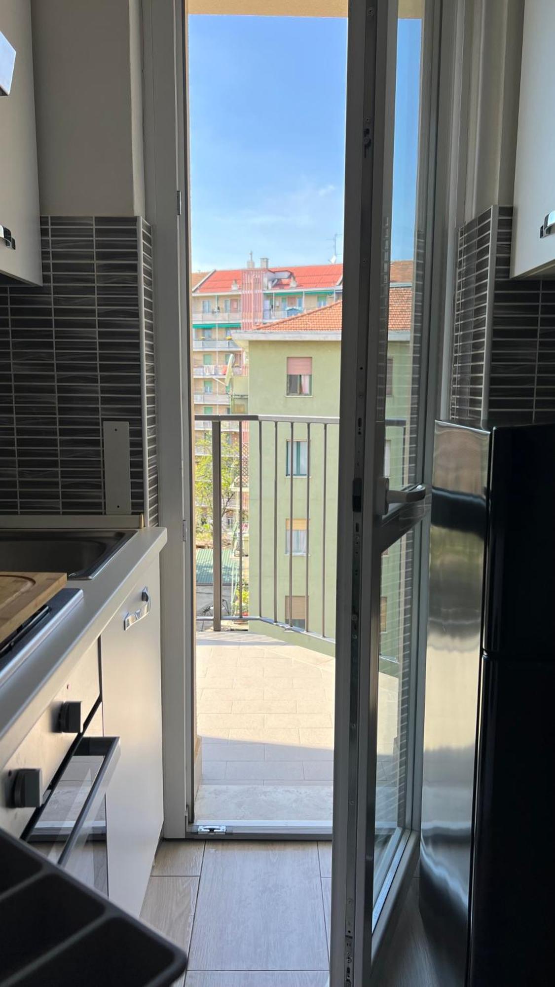 Rafael Milano - 10 Min From Linate Airport, Centrale Fs, Ospedale San Raffaele Milão Exterior foto